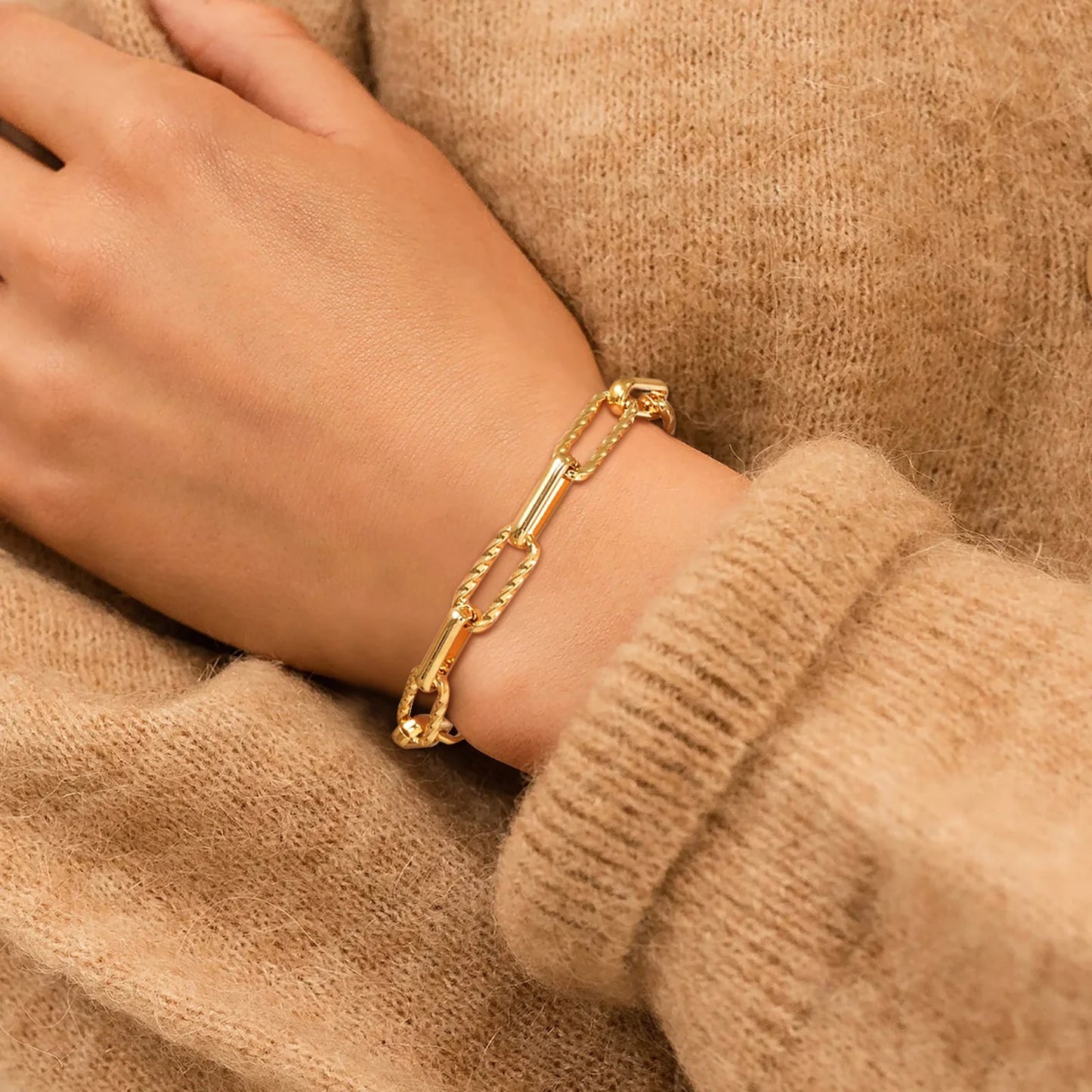 Chunky Paper Clip Bracelet