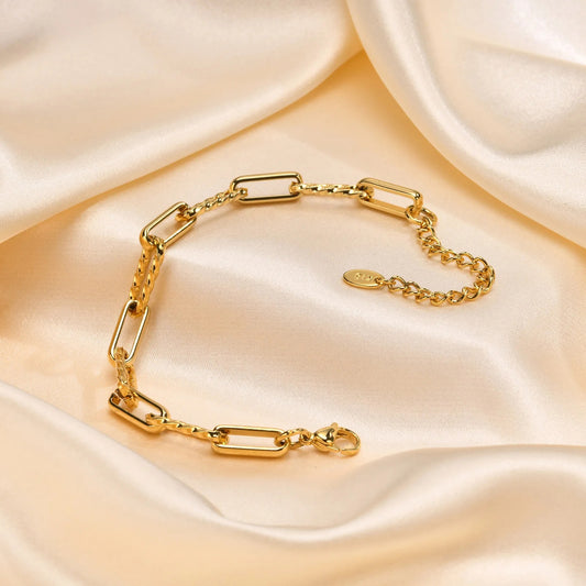 Chunky Paper Clip Bracelet