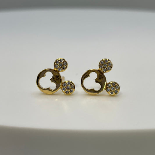 Mickey mouse earrings. Mickey mouse 18k gold plated earrings. Cute micke mouse stud earrings 18k gold plated. Disney mickey mouse earrings.